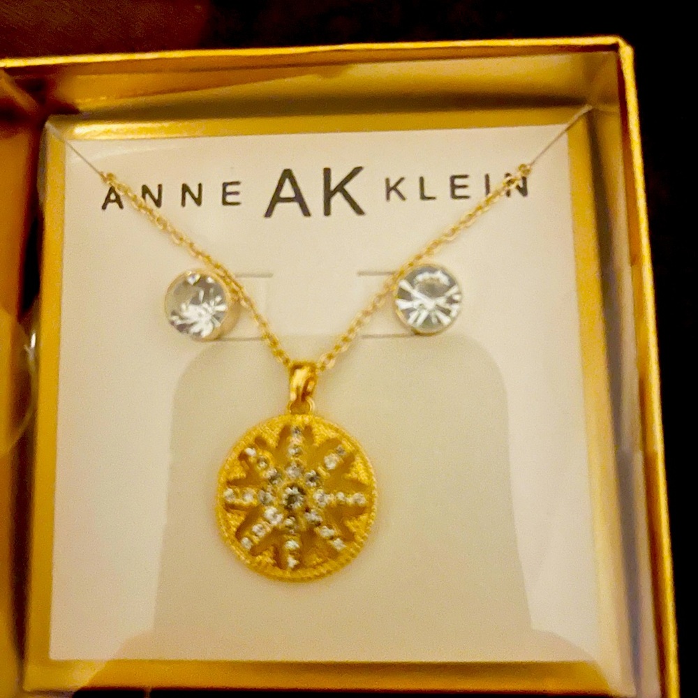 Anne Klein necklace and earrings set